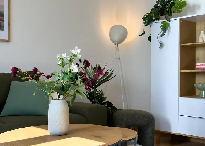 The Elegant Hideaway Appartement Nové Zámky